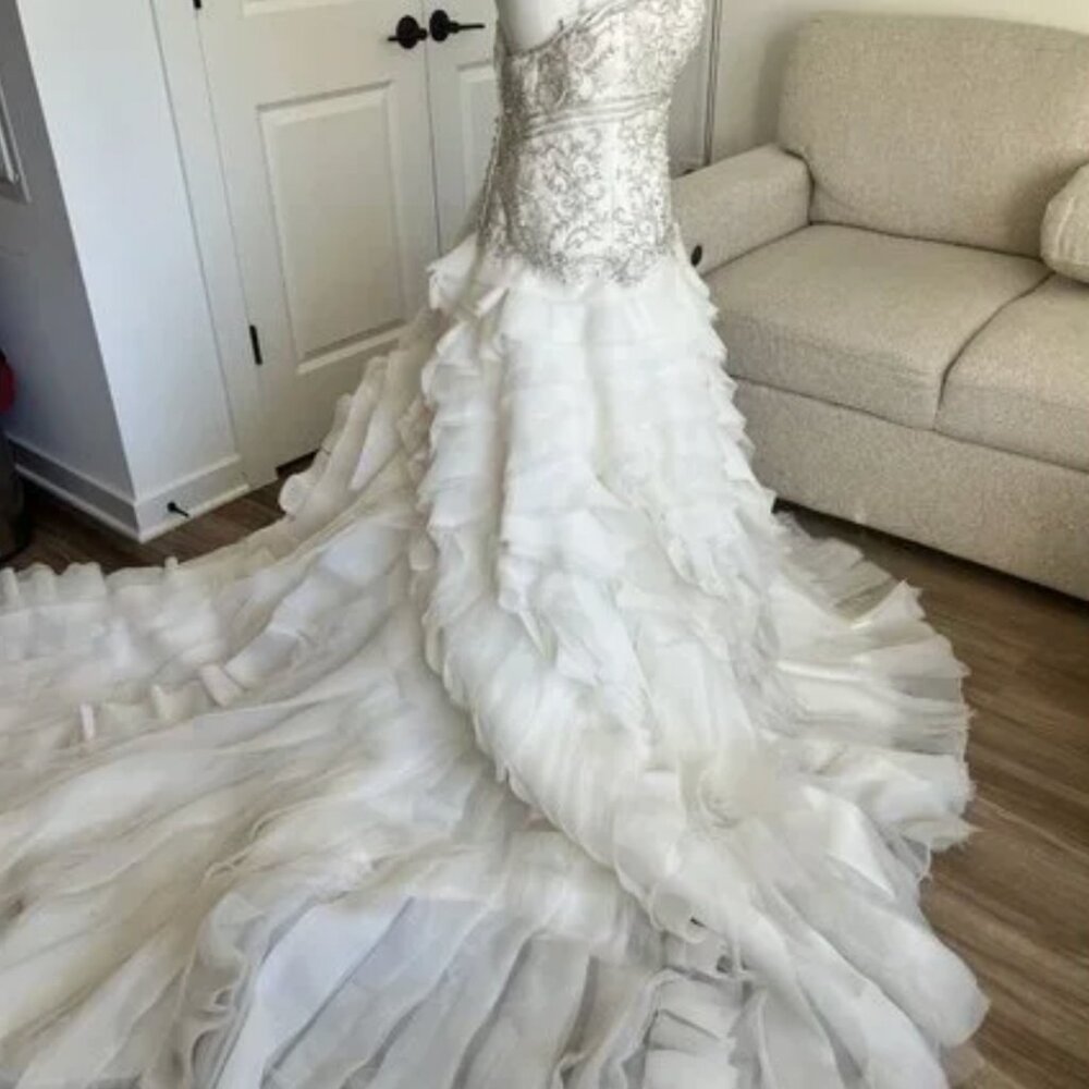 Maggie Sottero designer beaded wedding dress Size 14